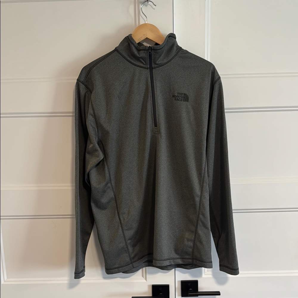 The North Face Men's Gray Jacket size L